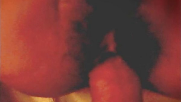 Опытный любовник Kendra Lust делает свой член фантастическим