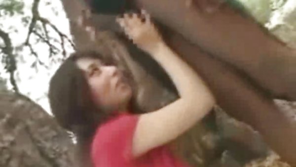 Пизда Дженни заставляет его сходить очень быстро